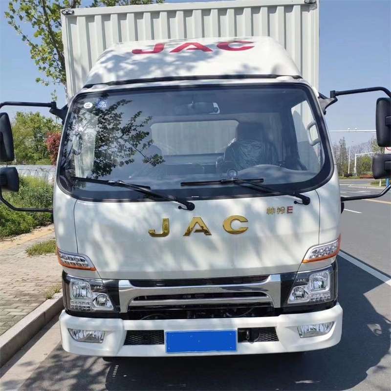 南丰镇错那县：物流专线的高效货运之旅